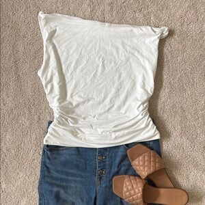 NWT Abercrombie & Fitch White Asymmetrical Twist Too